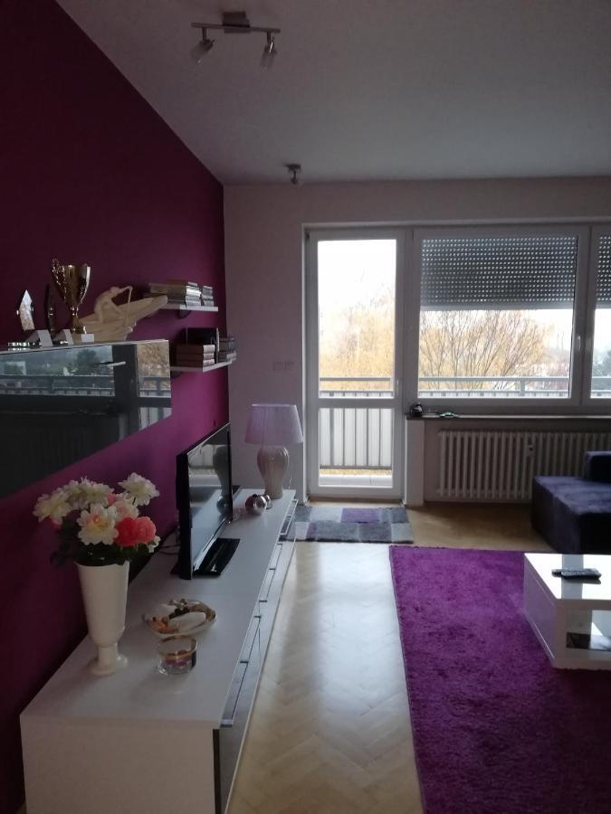 Апартаменти Plne Vybaveny Apartman Polni 1299 Kojetin Екстер'єр фото